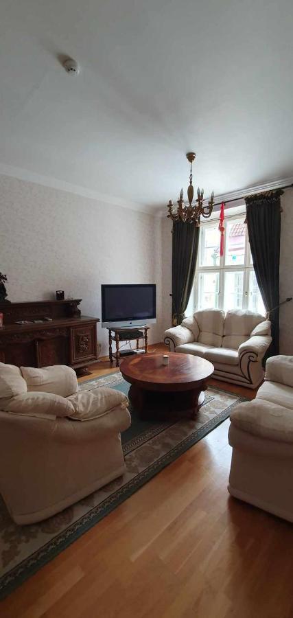 Cozy Apartment On The Town Hall Square Tallinn Dış mekan fotoğraf